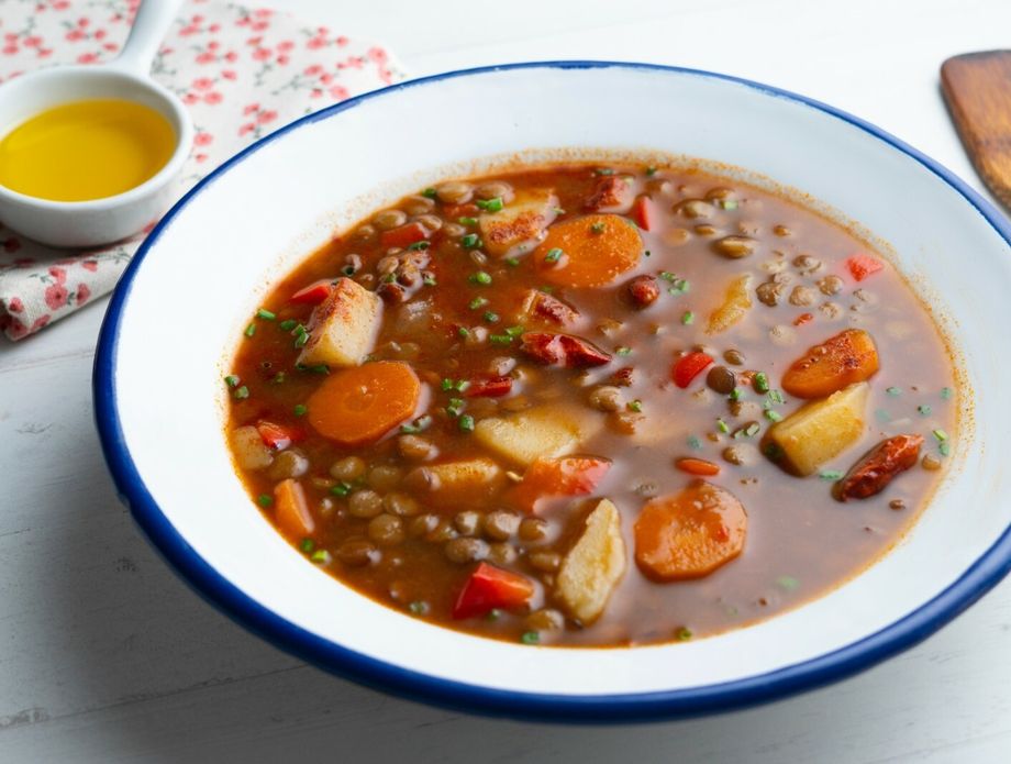 Varivo od leće, krumpira i mrkve