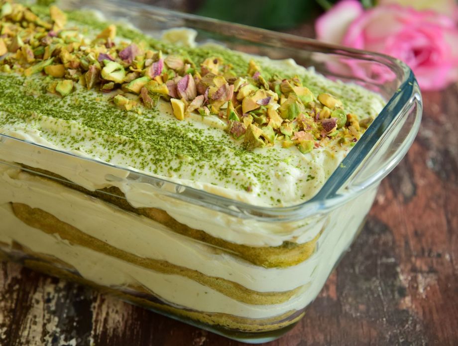 Tiramisu s pistacijom
