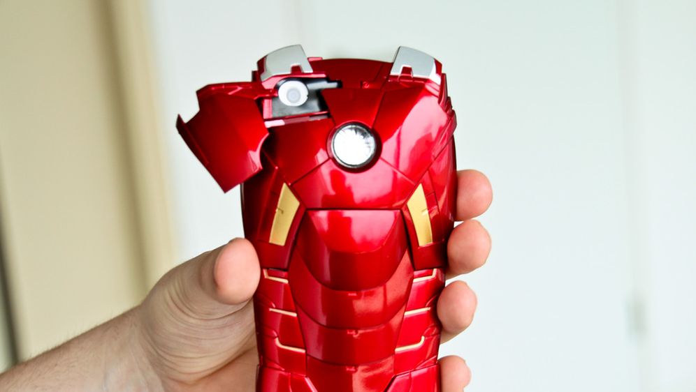 Ovaj Iron Man oklop doslovno će zaštiti vaš iPhone