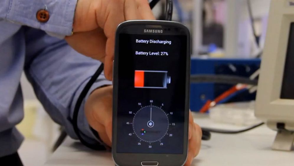 Ovo je punjač koji će napuniti vaš smartphone za samo 30 sekundi!