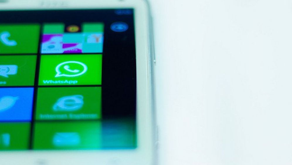 WhatsApp nezaustavljivo raste prema brojci od milijardu aktivnih korisnika