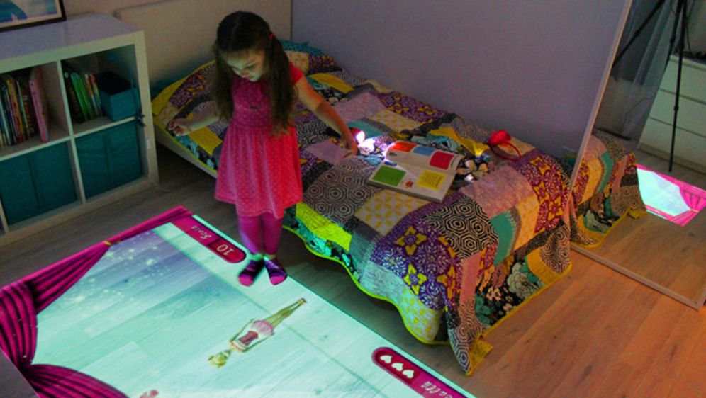 Lumo projektor pretvara dječju sobu u interaktivnu igraonicu