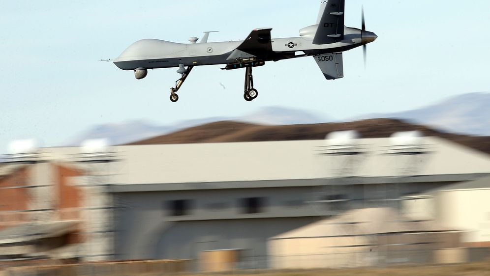 Dron (Foto: AFP)