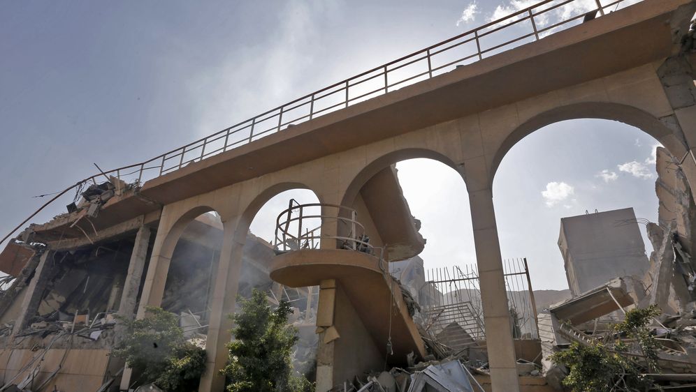 Uništena sirijska postrojenja (Foto: AFP) - 6