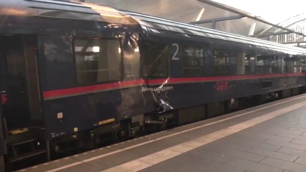Deseci ozlijeđenih u željezničkoj nesreći u Salzburgu (Screenshot YouTube)