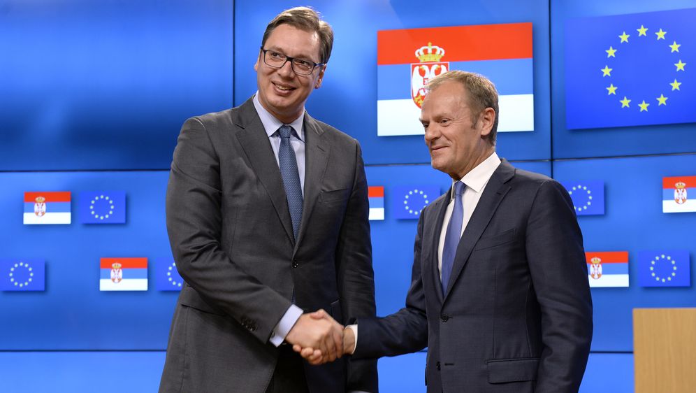 Aleksandar Vučić i Donald Tusk (Foto: AFP)