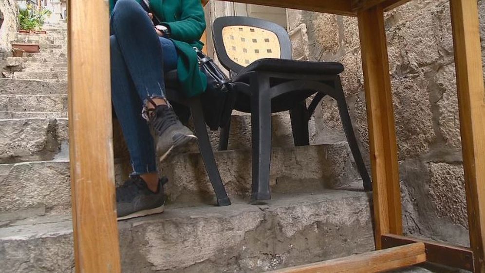 Stolice u ugostiteljskom objektu u Dubrovniku (Foto: Dnevnik.hr) - 1
