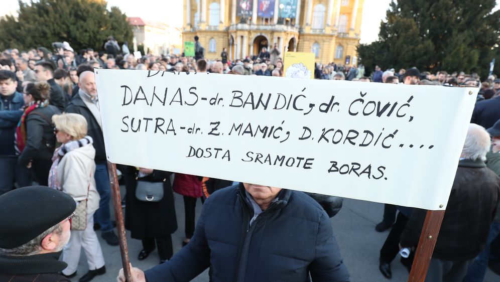 Organiziran prosvjed protiv dodjele počasnog doktorata Milanu Bandiću (Sanjin Strukic/PIXSELL)