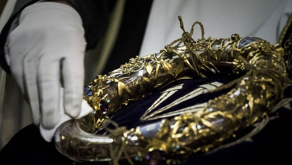 Kristova Trnova kruna (Foto: AFP)