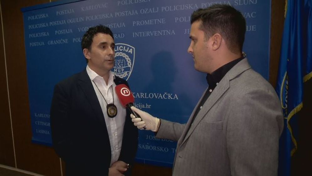 Romano Benković, Službe kriminalističke policije PU karlovačke, i Domagoj Mikić (Foto: Dnevnik.hr)