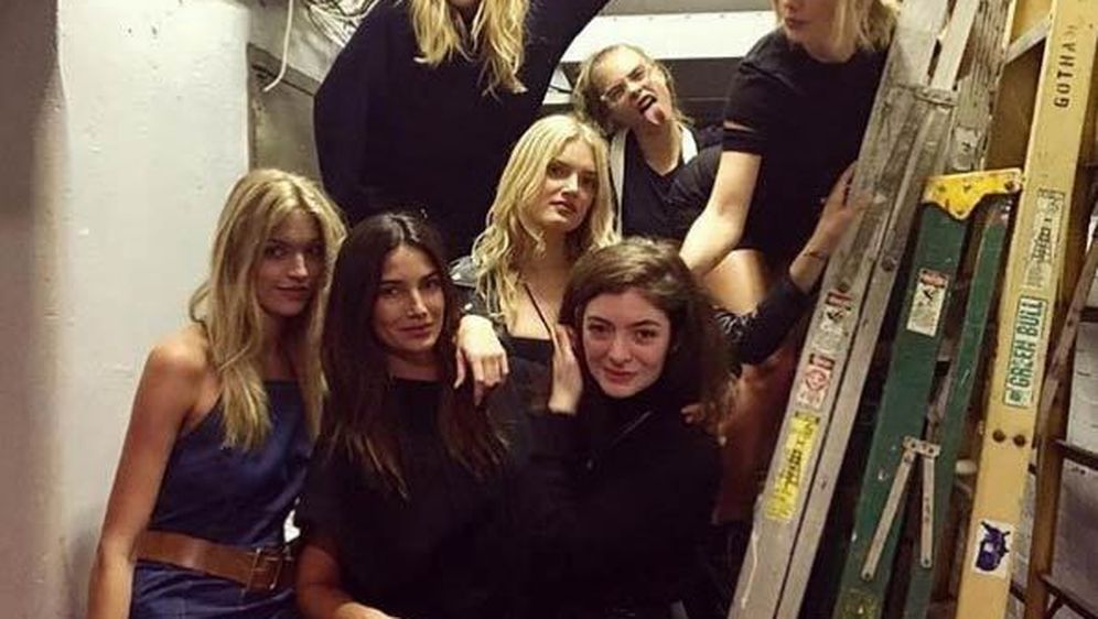 Taylor Swift i prijateljice (Foto: Instagram)