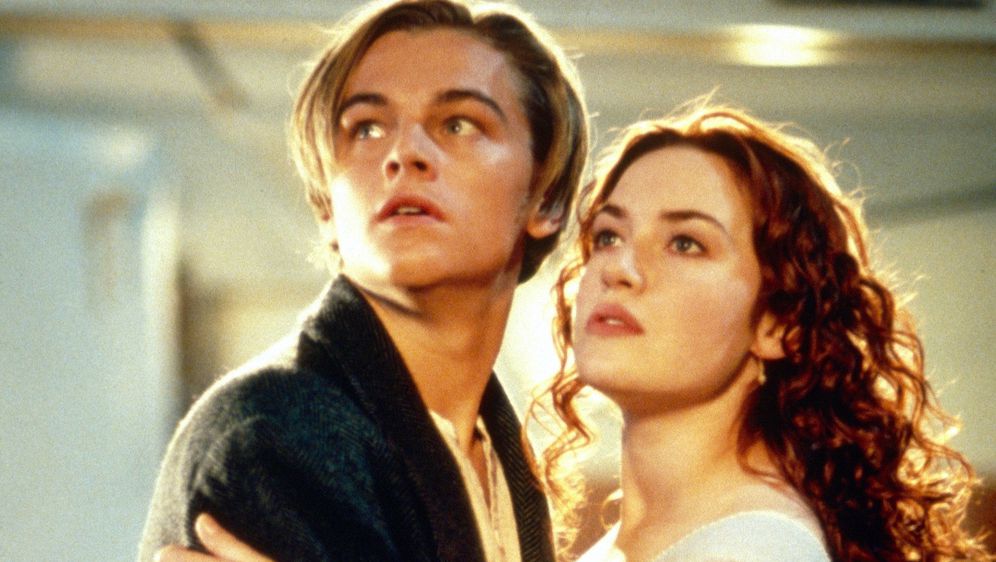 Kate Winslet i Leonardo DiCaprio u slavnom filmu 'Titanic'