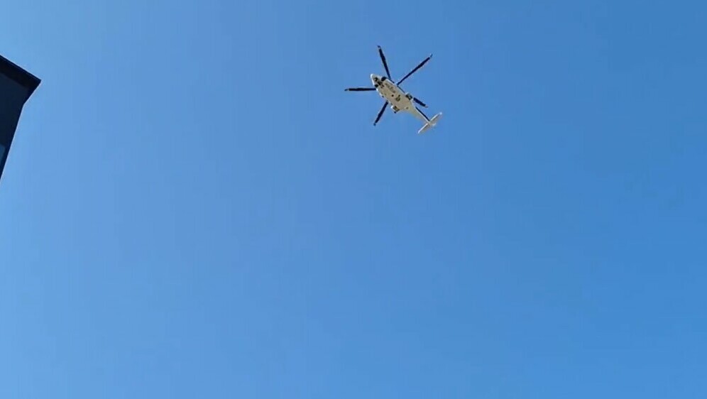 Helikopter nadlijeće Buzin