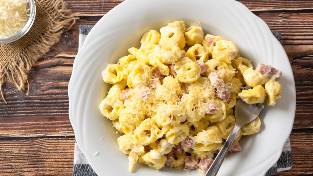 Tortellini u kremastom umaku