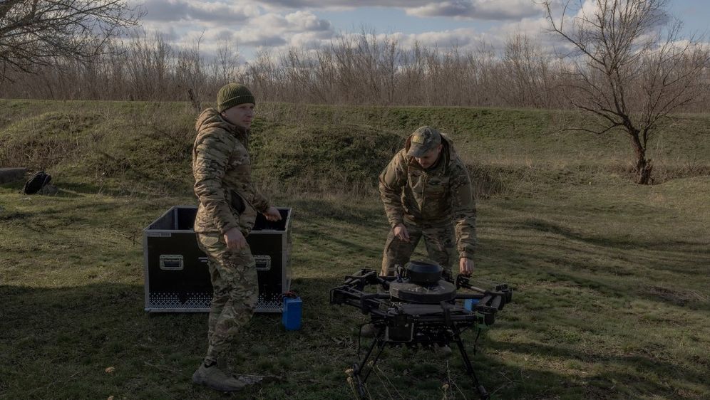 Ukrajinski operateri napadačkih dronova