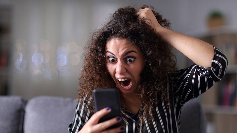 Panika zbog prazne baterije, ilustracija