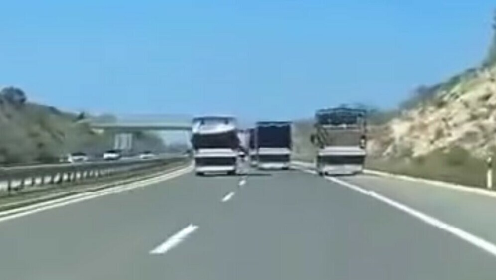 Kamioni na autocesti