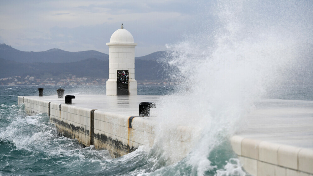 Udari vjetra, ilustracija