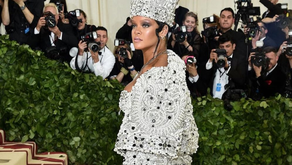 Rihanna na Met Gali 2018. godine