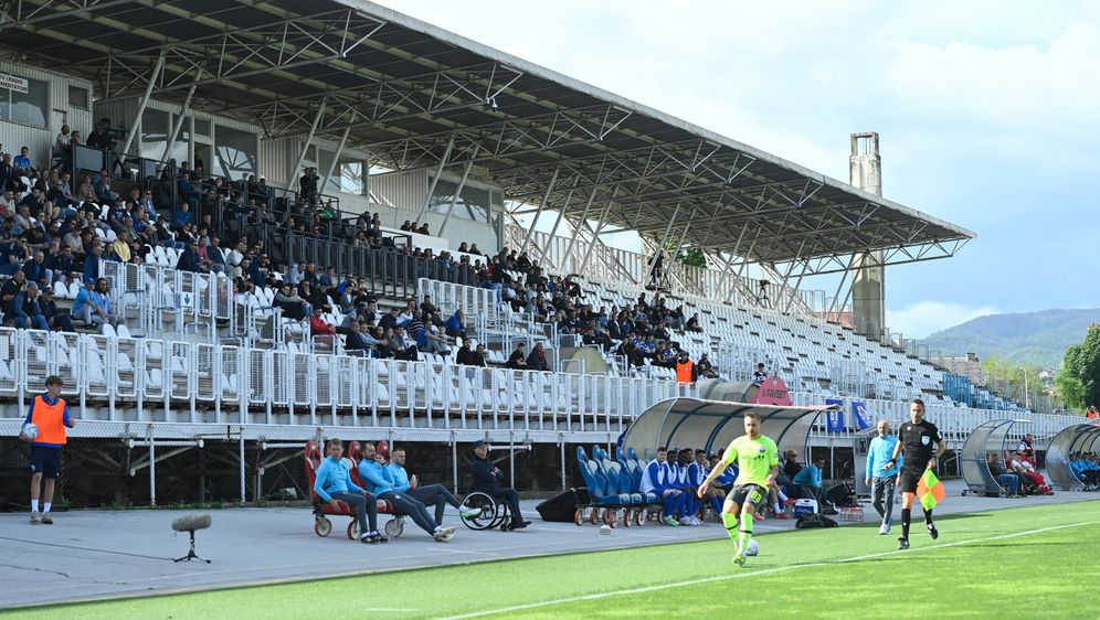 Navijači na utakmici Lokomotiva - Slaven Belupo