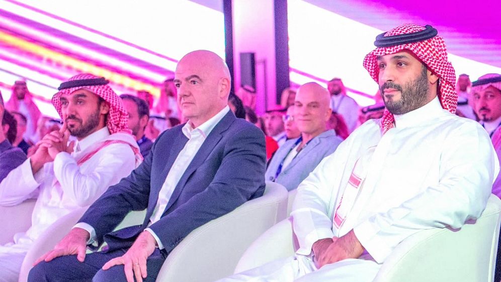 Gianni Infantino i Mohammed bin Salman