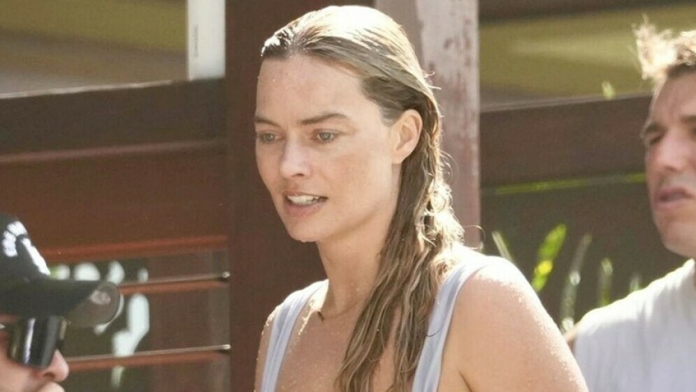 Margot Robbie - 4