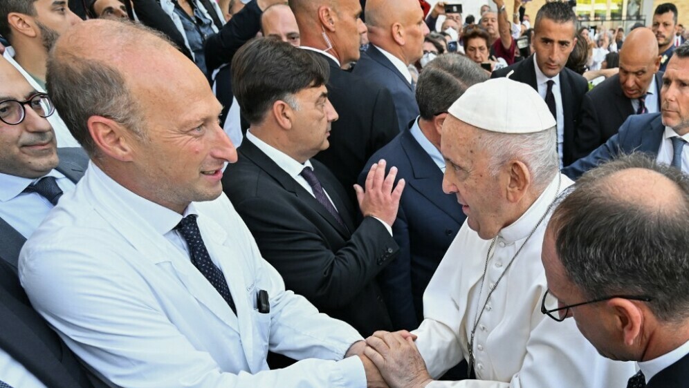 Dr. Sergio Alfieri i papa Franjo u lipnju 2023.