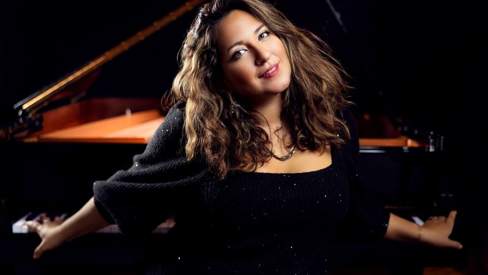 Nicole Zuraitis