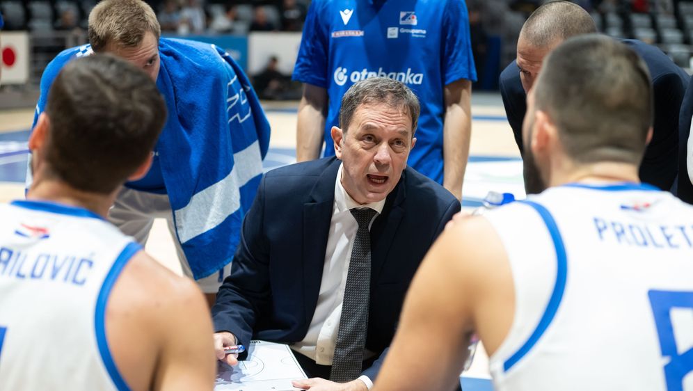 Trener Danijel Jusup i igrači Zadra