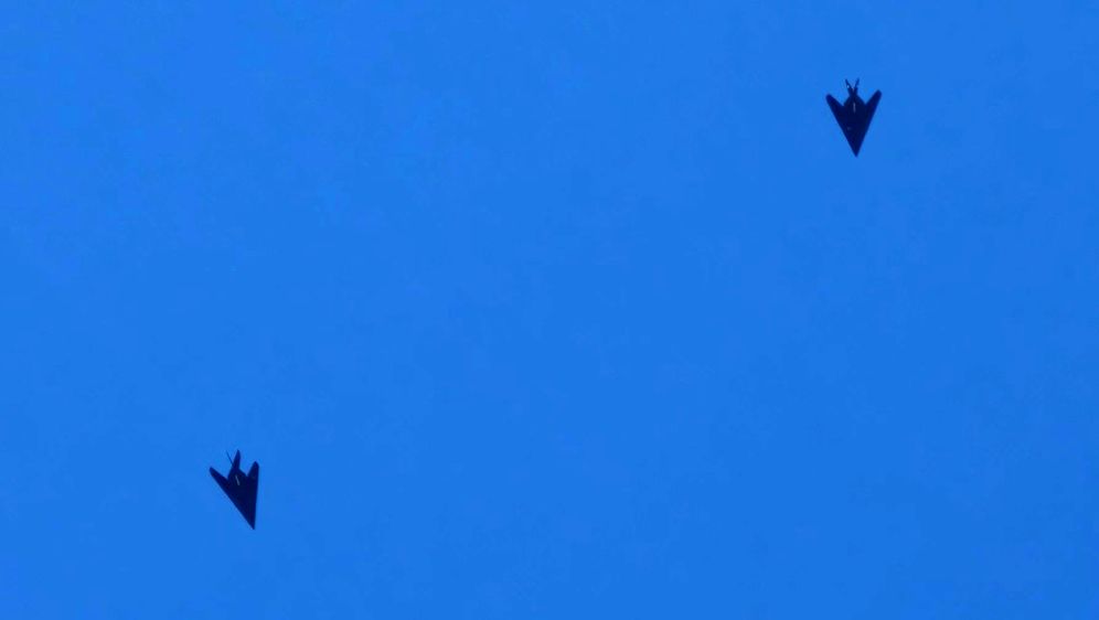 Dva F-117 zrakoplova