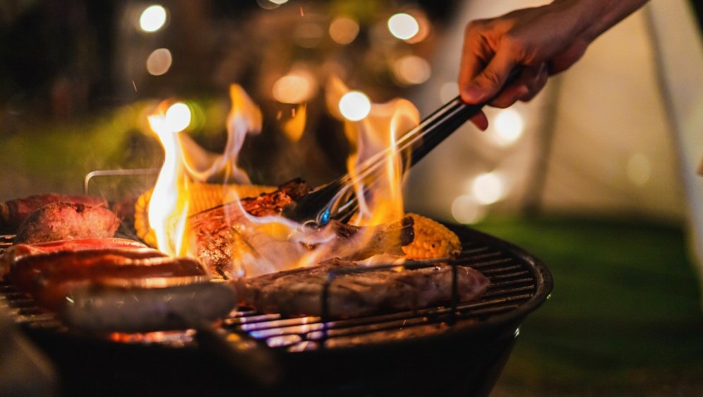 Spremanje mesa na roštilju