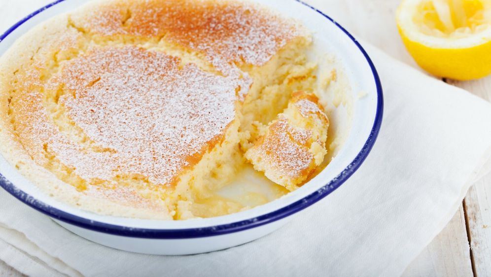 Kolač od limuna koji je svilenkast poput pudinga