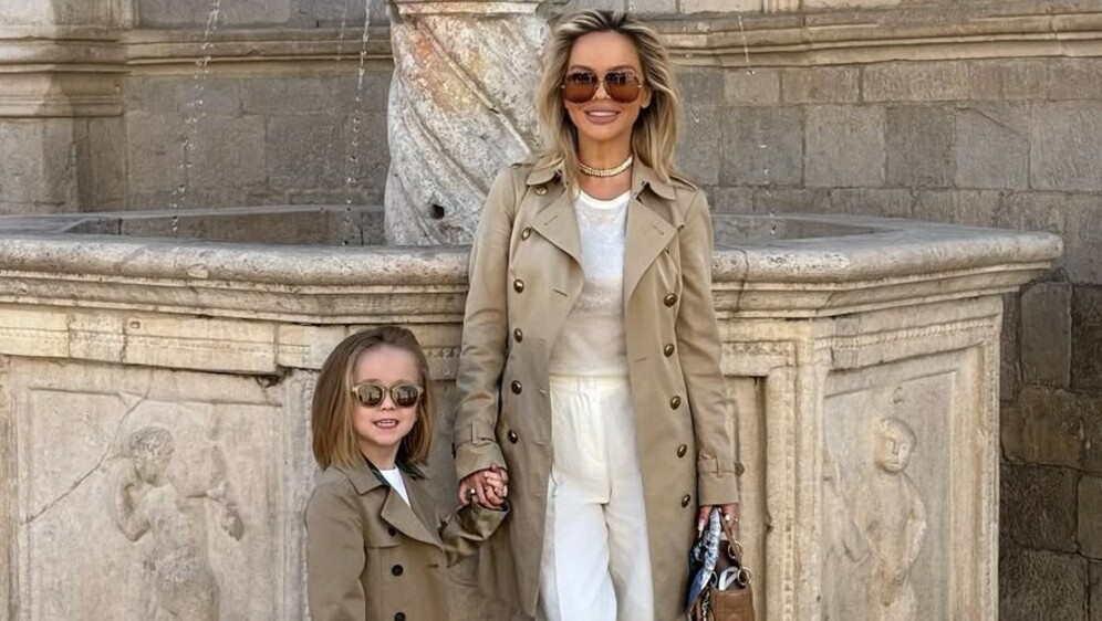 Maja Šuput, Bloom Tatarinov