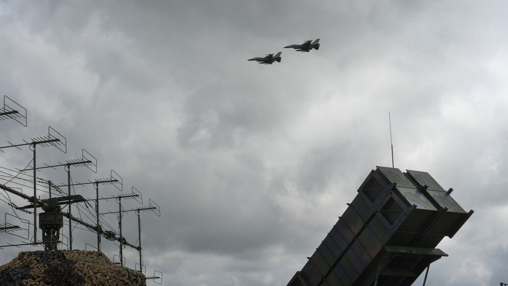 Ukrajinski lovci F-16 iznad sustava Patriot