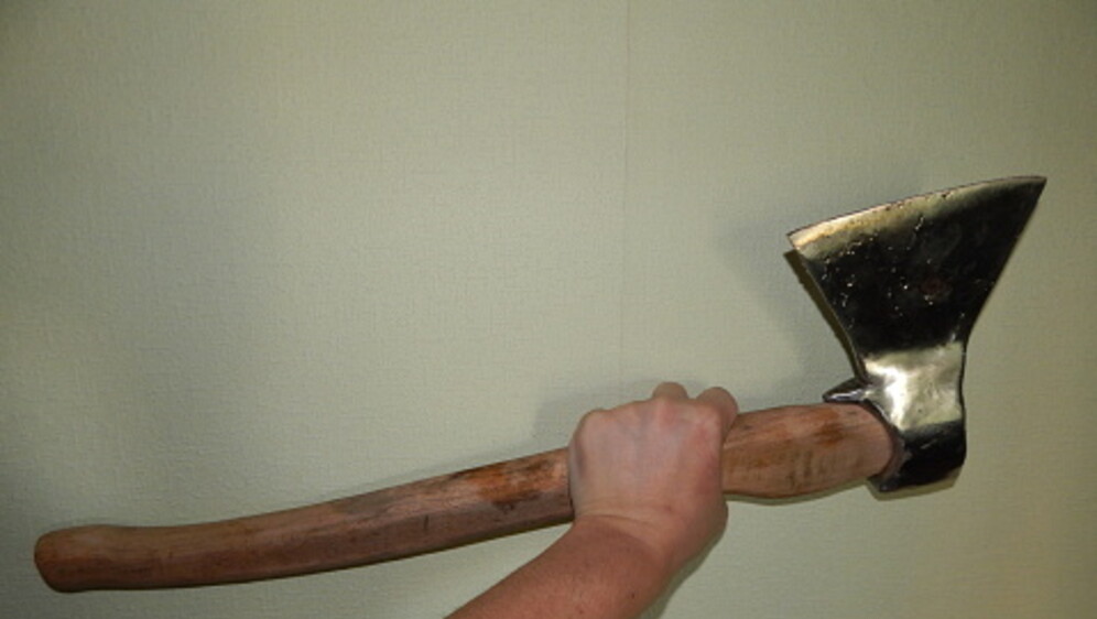 Sjekira, ilustracija