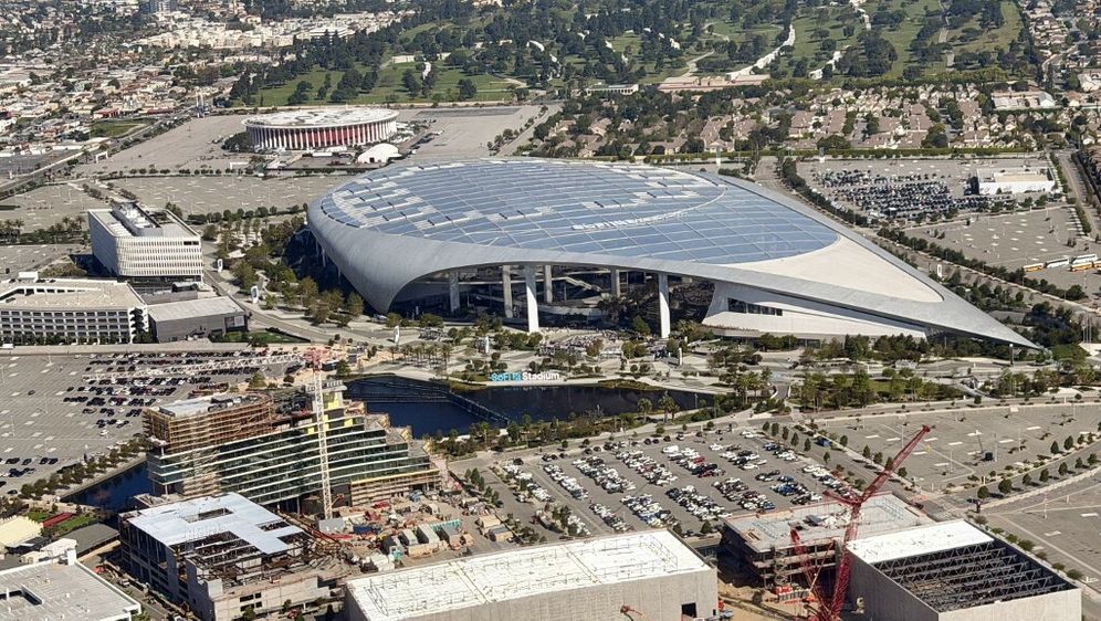 SoFi stadion u Inglewoodu u okolici Los Angelesa