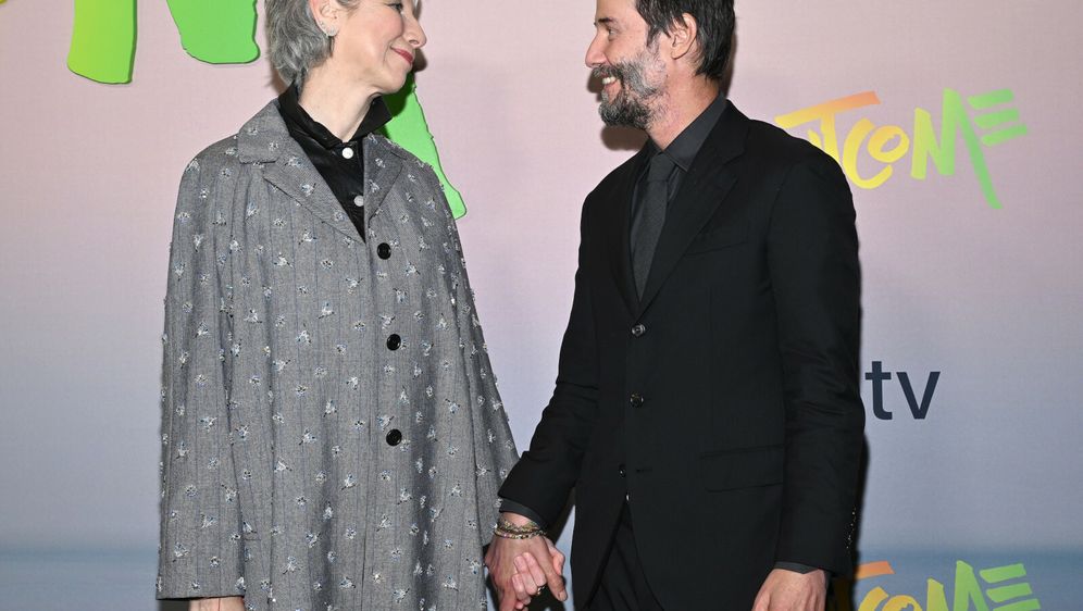 Keanu Reeves s partnericom Alexandrom Grant na svjetskoj premijeri filma Outcome u New Yorku - 6