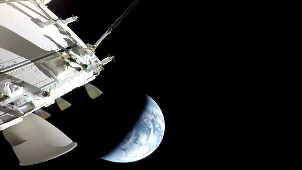 Pogled iz Oriona na Zemlju prije slijetanja