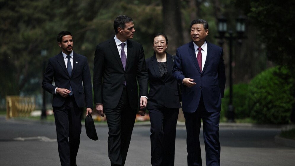 Pedro Sanchez, Xi Jinping