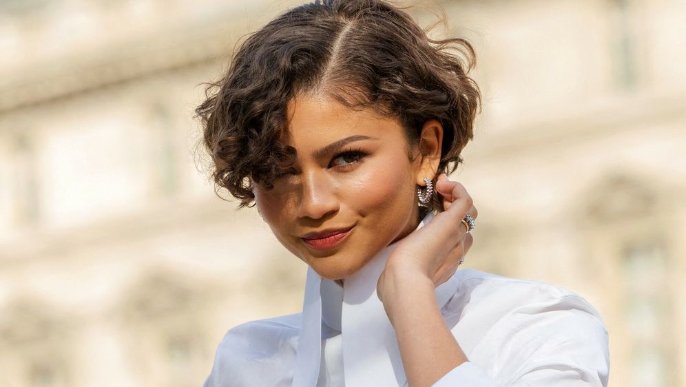 Zendaya je nedavno oduševila kovrčavom verzijom bixie frizure