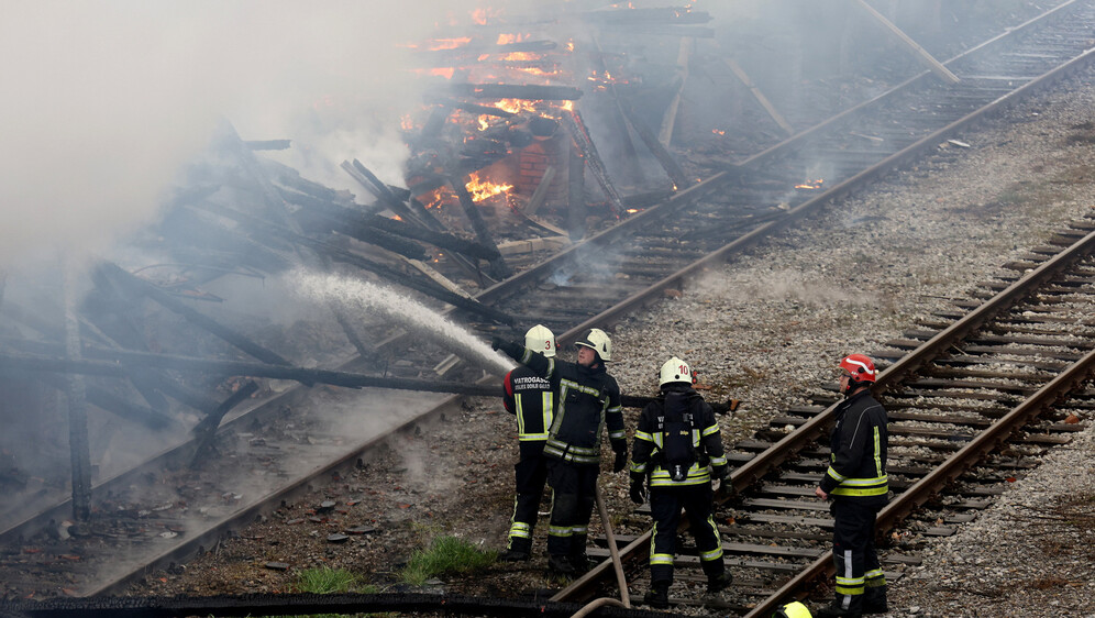 Požar skladišta HŽ-a - 6