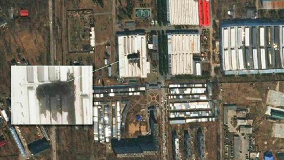 Satelitska snimka posljedica požera na pgonu za proizvodnju kompozita za ruski borbeni zrakoplov Su-57