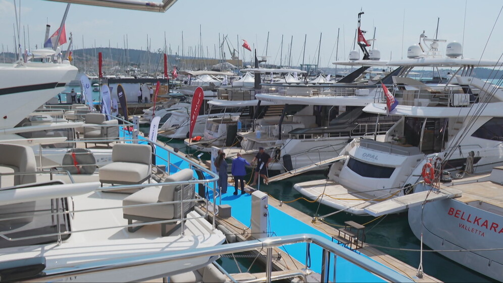 Sajam plovila u Segetu Donjem