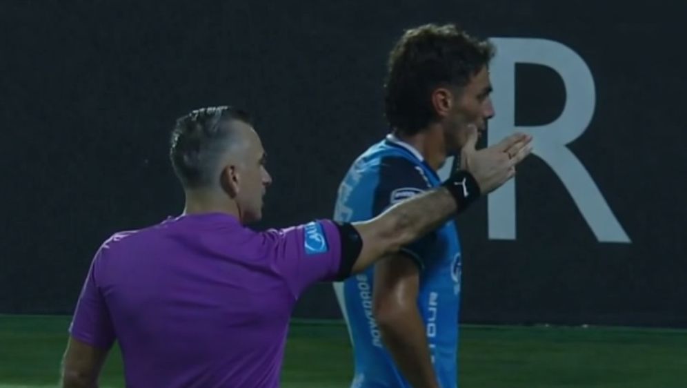 Sudac šalje Gimeneza van iz igre