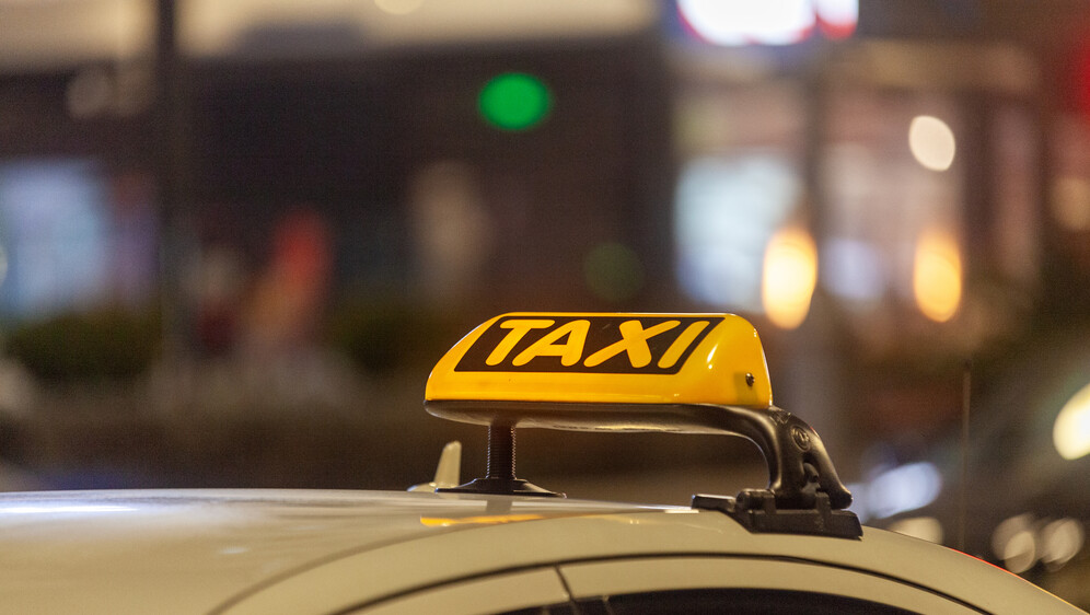Ilustracija; Taxi