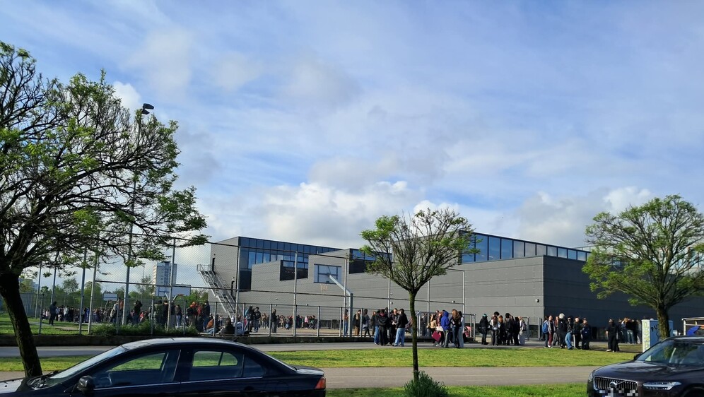 Evakuirana gimnazija u Zagrebu