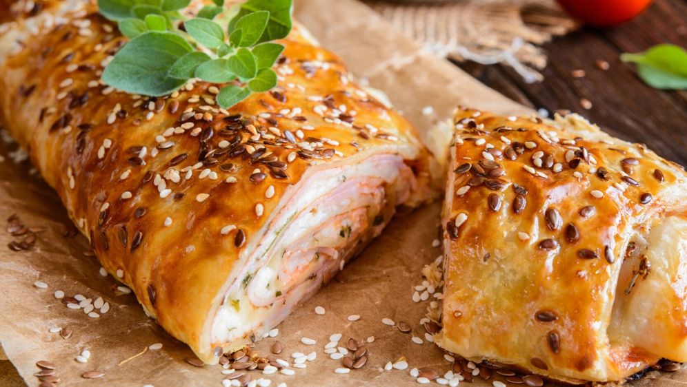 Lisnata savijača sa šunkom i sirom