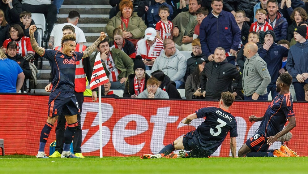 Slavlje Nottingham Foresta