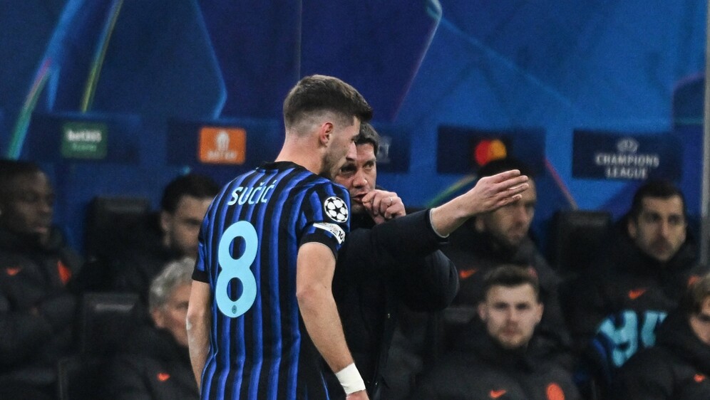 Petar Sučić i Cristian Chivu