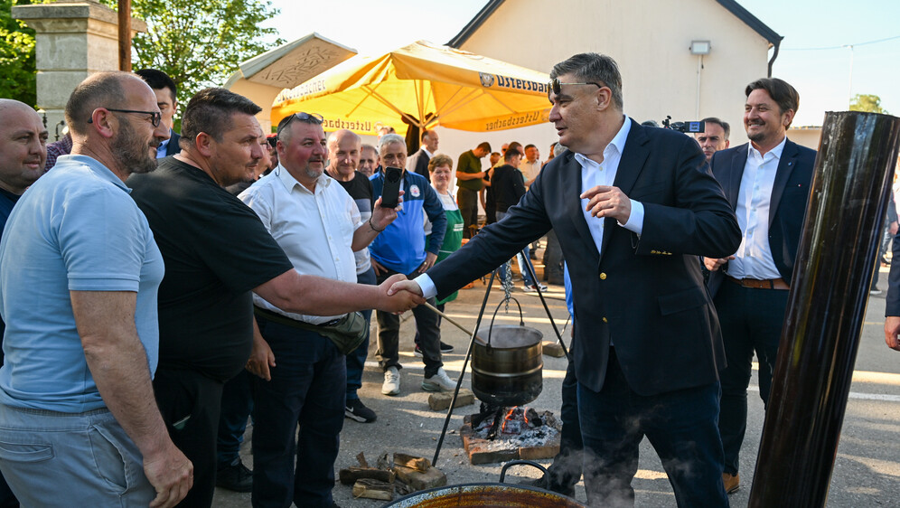 Milanović u Starim Mikanovcima - 1